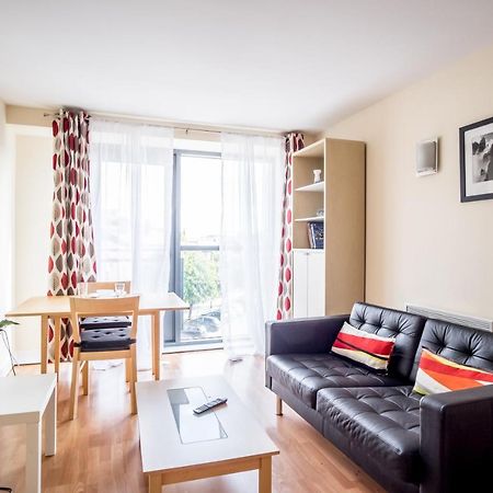 City One Bedroom Apartment With Juliet Balcony In West One - Parking Possible Sheffield Exterior photo