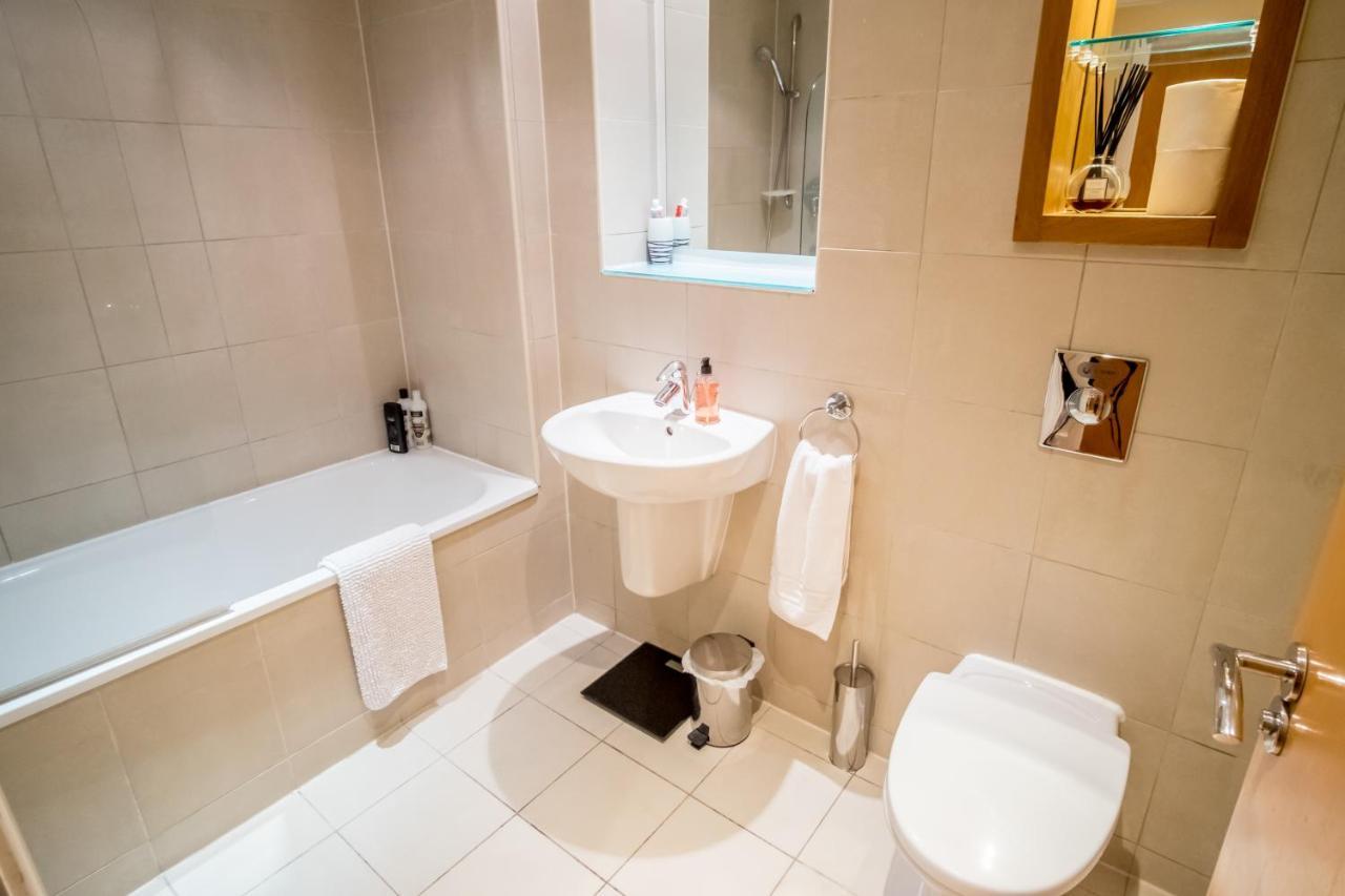 City One Bedroom Apartment With Juliet Balcony In West One - Parking Possible Sheffield Exterior photo