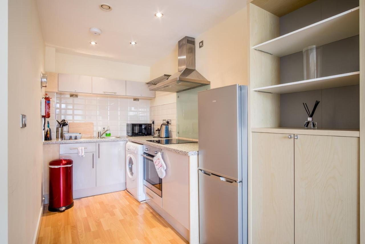 City One Bedroom Apartment With Juliet Balcony In West One - Parking Possible Sheffield Exterior photo
